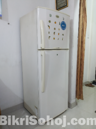 Samsung refrigerator for sale